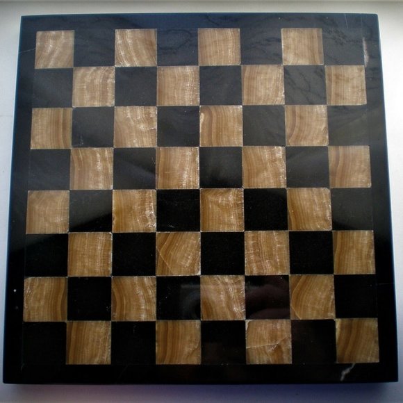 Carved Stone Onyx Marble Chess Set Mexican Aztec Mayan Design 32 Piece And Board - Picture 4 of 5